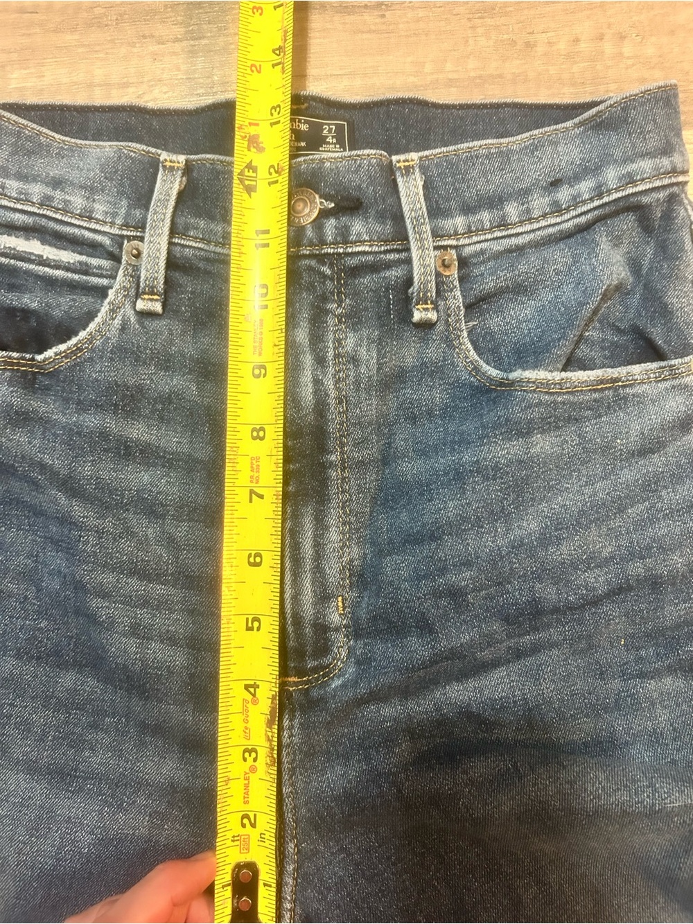 Abercrombie & Fitch Women's Flare Jeans - Medium Wash Blue - Picture 5 of 6